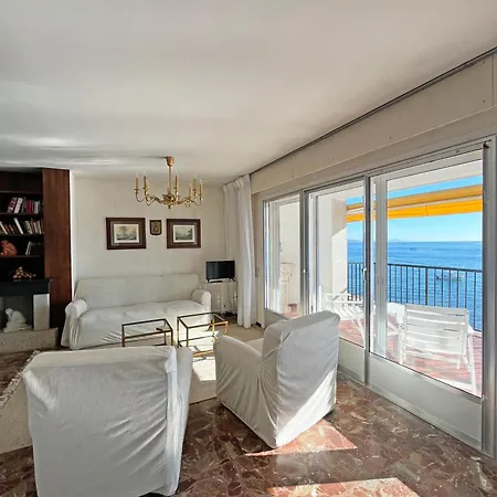 Silgar Sea Views 아파트 산신소